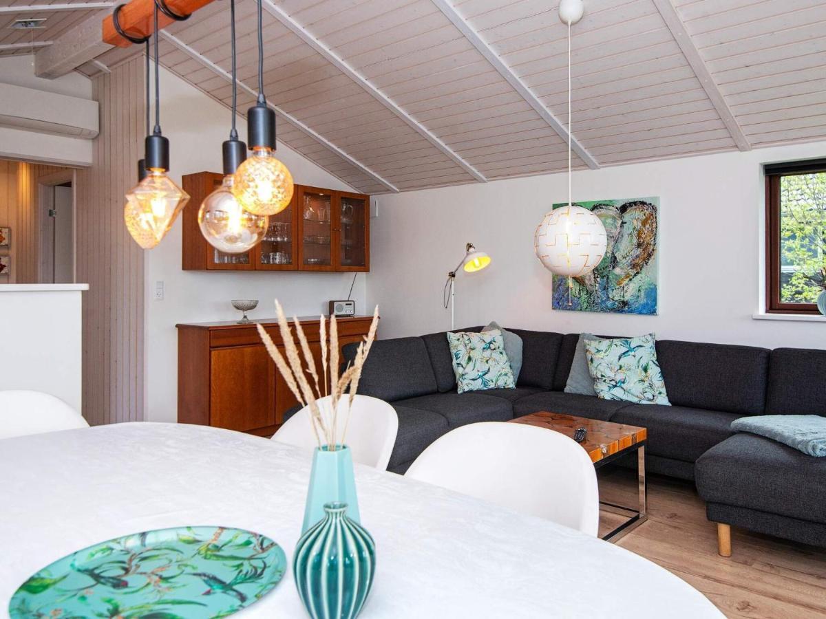 6 Person Holiday Home In R M Lakolk المظهر الخارجي الصورة